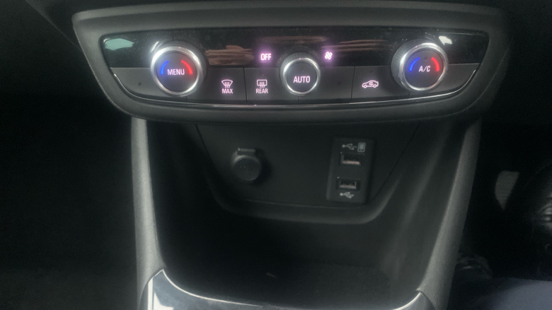 Vauxhall Crossland X 1.2T [130] Elite Nav 5dr [Start Stop] Auto Petrol Hatchback